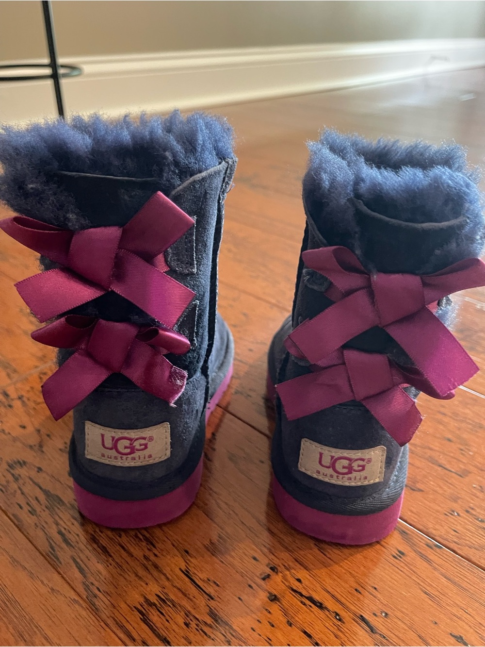 UGG Kids Toddler Bailey Bow Boot Navy Blue & Magenta Girls US. 7